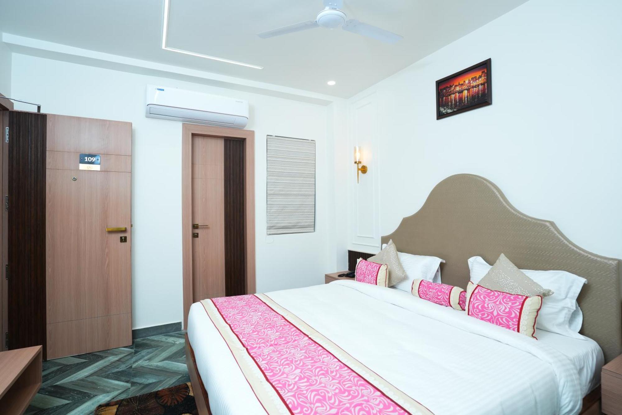 فندق Anaya Retreat فاراناسي المظهر الخارجي الصورة